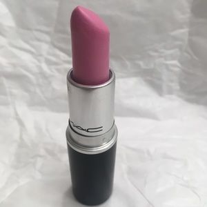 MAC lipstick in Rose Lily